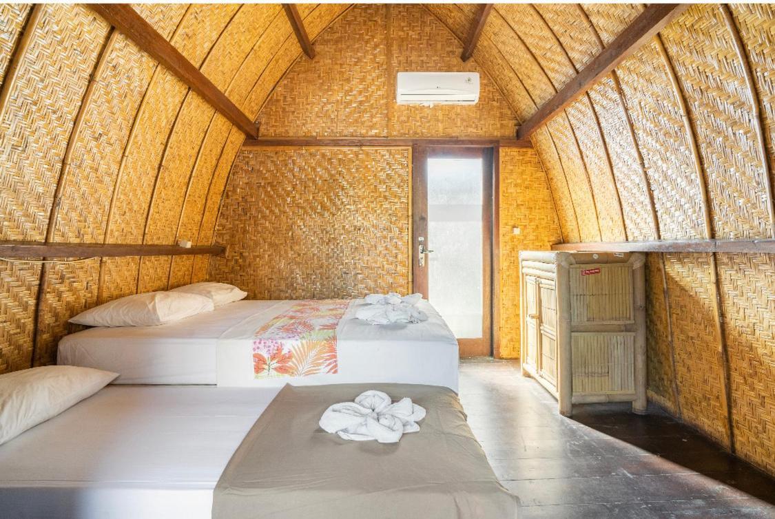 Deep House Bungalows Gili Trawangan Exterior foto